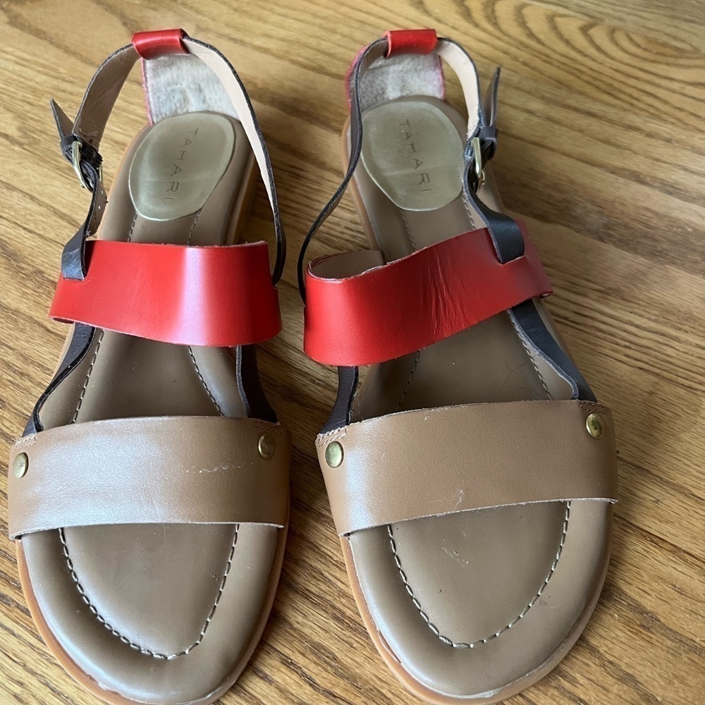 Tahari Shoes Womens Size 7.5M Aura Leather Sandals Strappy Buckle Flats - Picture 6 of 8